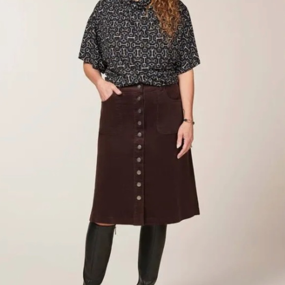 EQL by Kerrits A line corduroy skirt size 4 - Picture 7 of 7